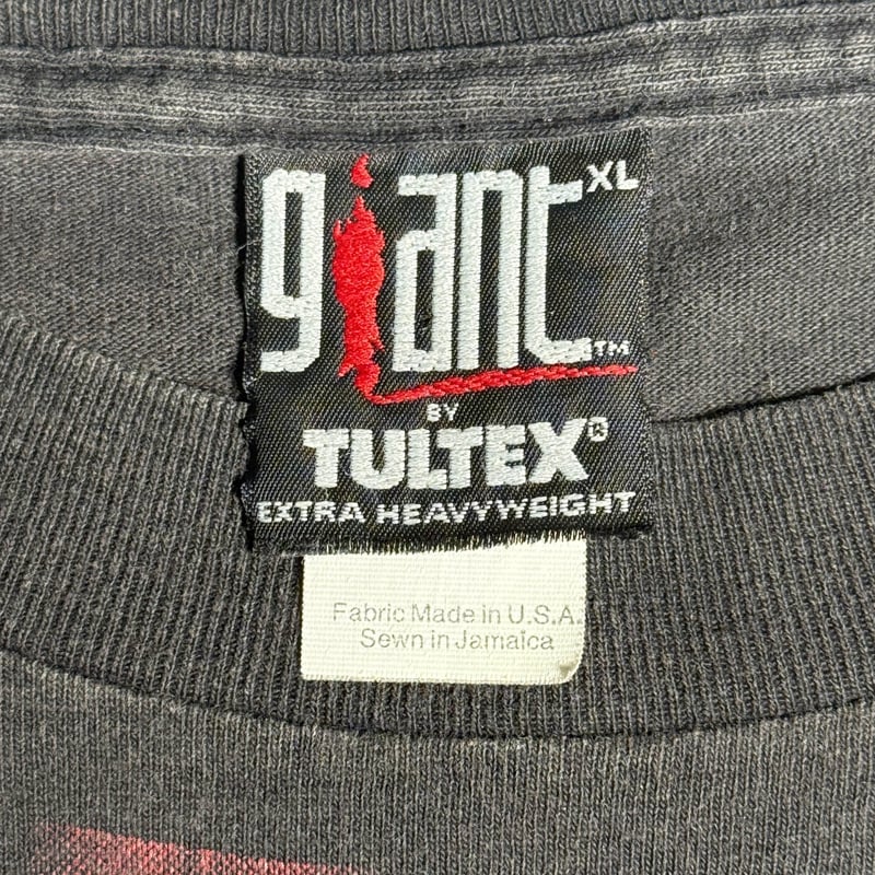 NIRVANA ”HEART SHAPED BOX” 1993 GIANT BY TULTEX