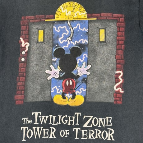 DISNEY "THE TWILIGHT ZONE TOWER OF TERROR" FITS LIKE MEDIUM 1946