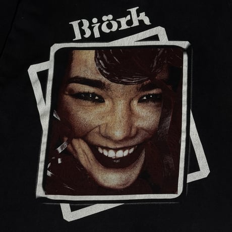 BJORK ”WORLD TOUR” U.S. T'S MEDIUM 2362