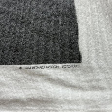 RICHARD AVEDON "WHITNEY MUSEUM OF AMERICAN ART" FRUIT OF THE LOOM MEDIUM 2159