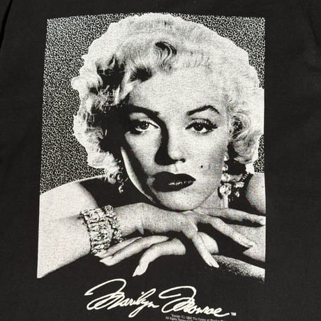MARILYN MONROE "MONOCHROME PORTRAIT" FRUIT OF THE LOOM LARGE 2100