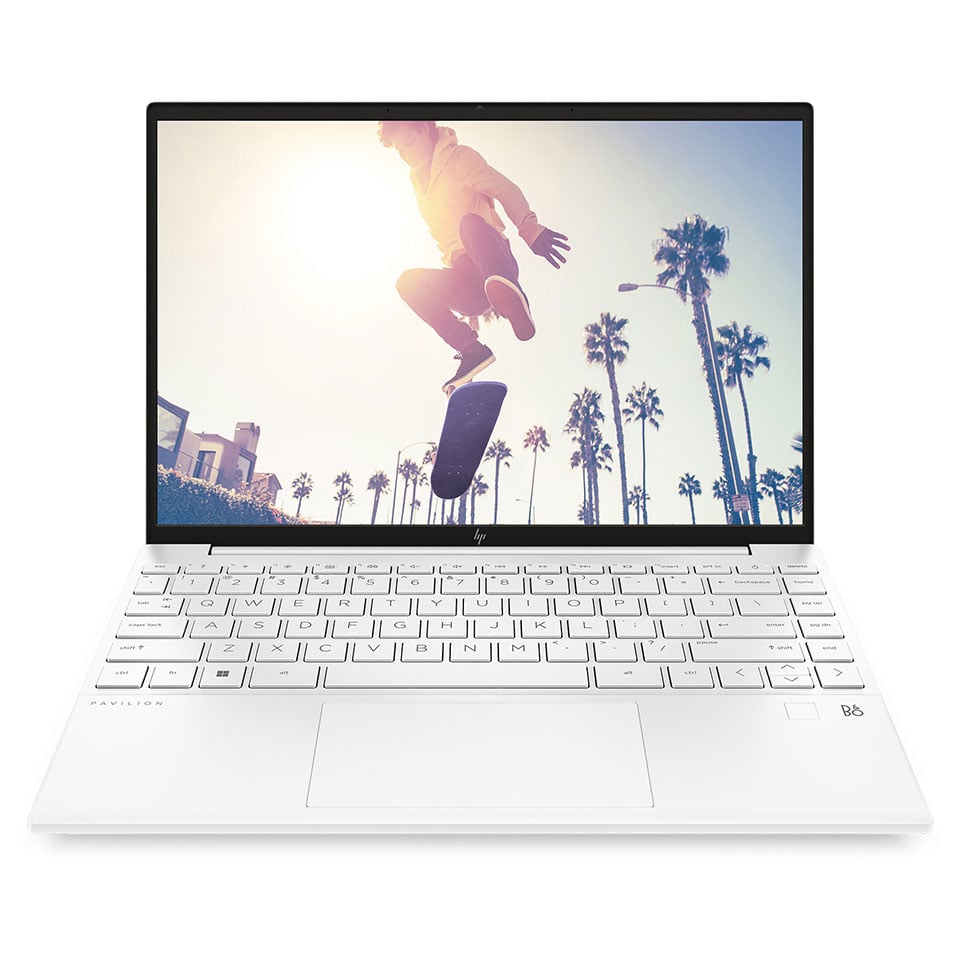 HP Pavilion Aero セラミックホワイト Ryzen7 7735U / メモリ 1
