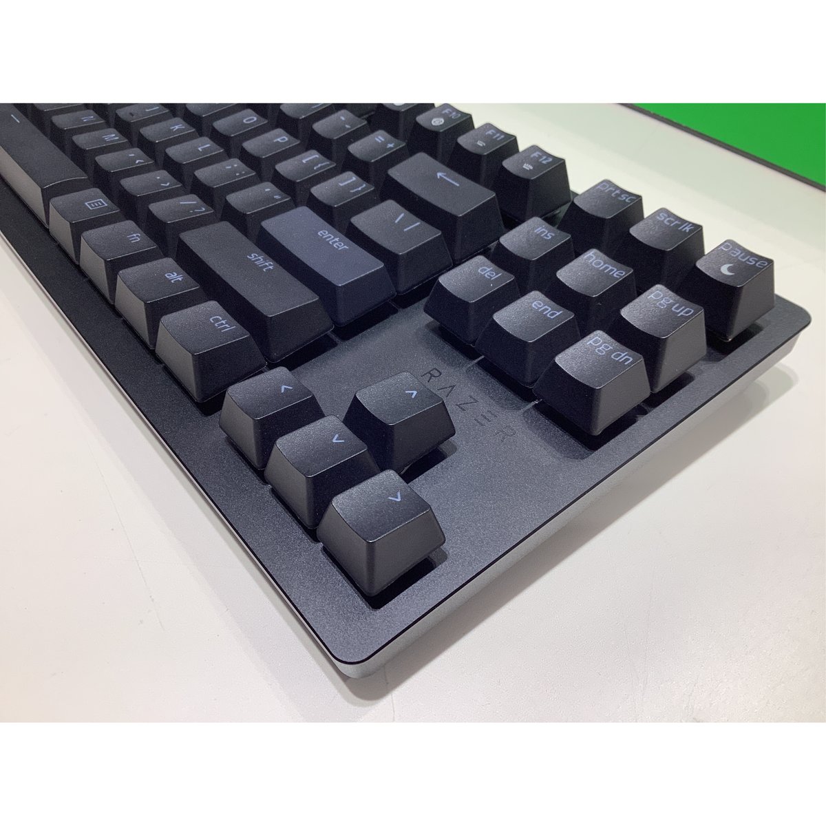 キーボード Huntsman V2 Tenkeyless JP PR】Razer製キーボード「Huntsman V2 Tenkeyless」は，最新光学