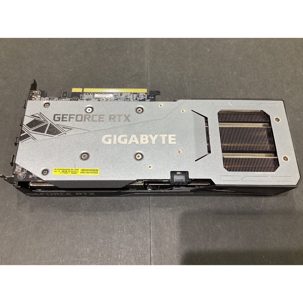 中古 GIGABYTE RTX3060 12GB GDDR6 グラボ GIGABYTE RTX 3060 12GB GDDR6 ゲーム用OC