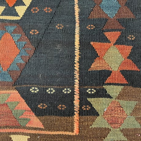 Kilim / 285x167cm / No.30101