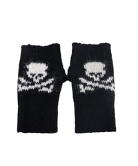 Skull arm warmers