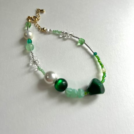 green bracelet