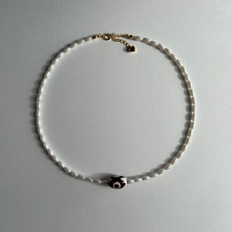 brown point necklace