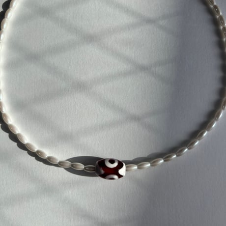 brown point necklace