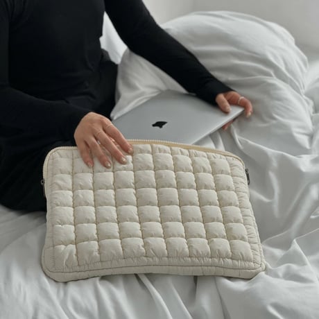 tabletcase-03003　Square Padded Tablet & Laptop Case