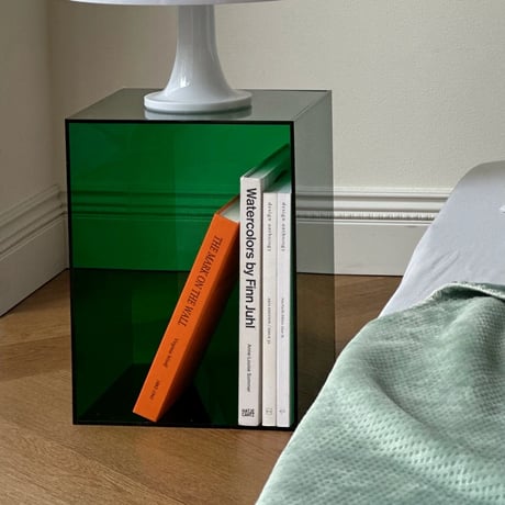 table-03149　Acrylic Color Side Table