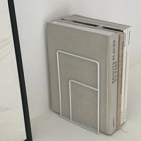 bookend-03019　Square Line Iron Book Stand Two Pieces
