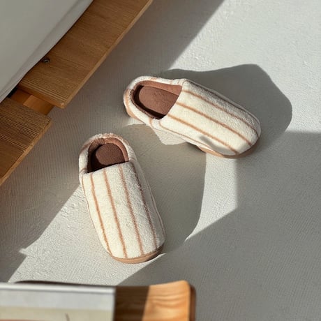 slipper-03006　Brown Striped Room Shoes Slippers