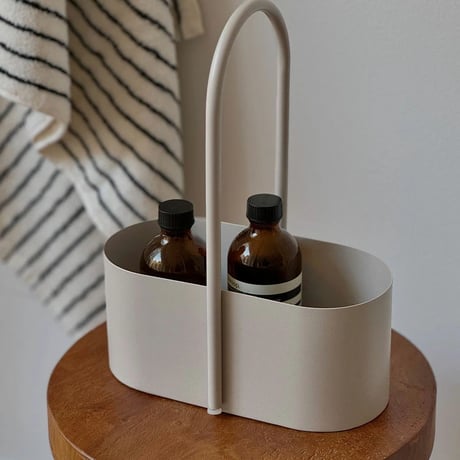 box-03047　Iron Oval Storage Box With Handle