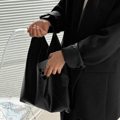 bag-03004　Eco Leather Triangle Tote Bag