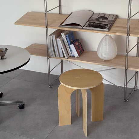stool-03058　Natural Wood Arch Leg Stool
