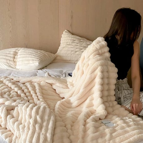blanket-03041　Striped Rabbit Fur Blanket