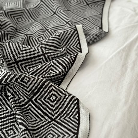 blanket-03042　Diamond Pattern Tassel Blanket 150×200