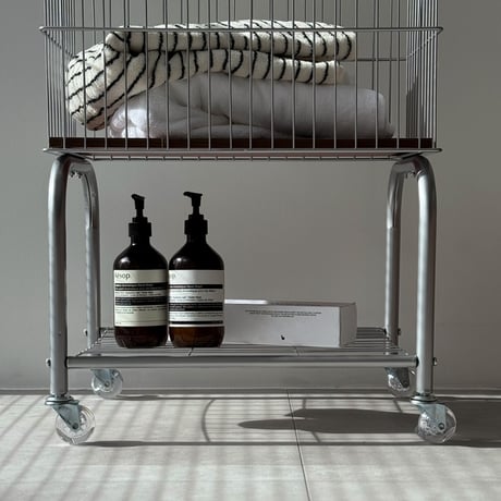 wagon-03034　Wood Handle Steal Flame Laundry Basket