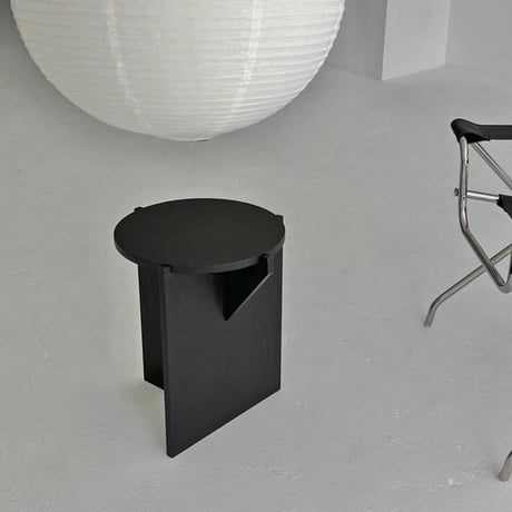 table-03078　Geometric Black Side Table