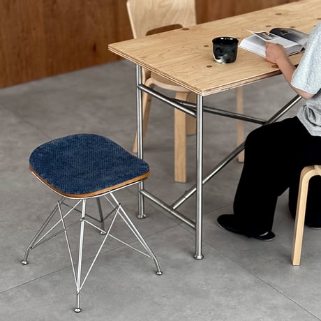 chair-03112　Fabric Seat  Wire Frame Stool H48cm