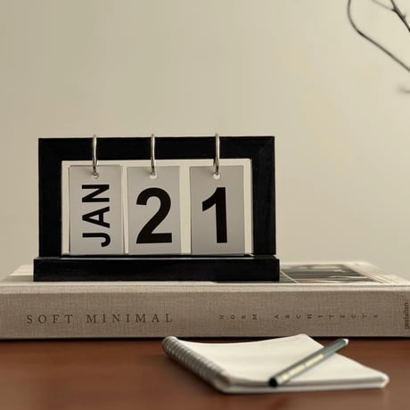 calendar-03027　Wood Frame Flip Tabletop Daily Perpetual Calendar
