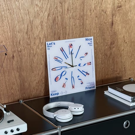 clock-03123　Meet Graphic Clock Wall Clock Silent