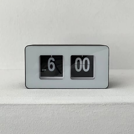 clock-03081　Flip Table Clock