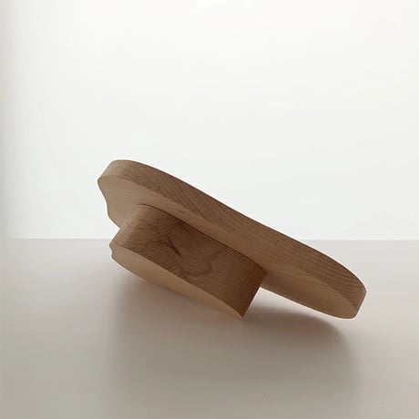 tray-03091　Beech Tray With Legs Wood Tray