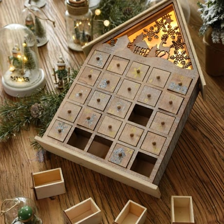calendar-03011　Wooden Advent Calendar