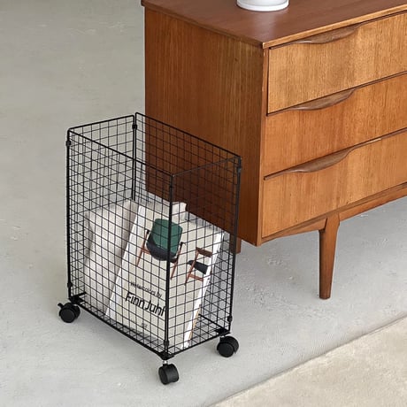 wagon-03007　Foldable Iron Mesh Laundry Cart With Casters