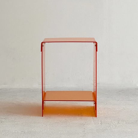 table-03153　Acrylic Clear Side Table