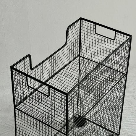 wagon-03013　Iron Mesh Wagon With Handle And Casters