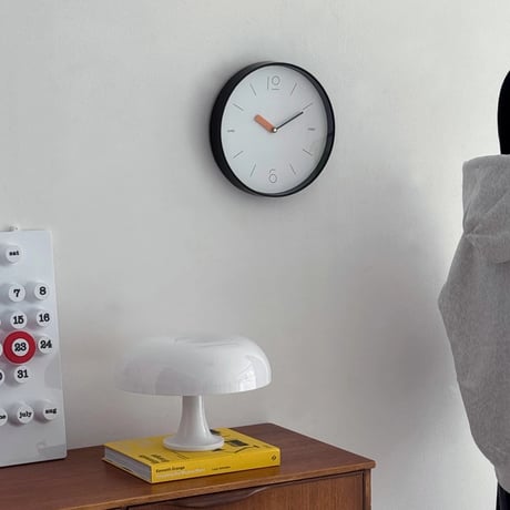 clock-03088　Accent Clock Hands Round Wall Clock