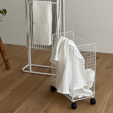 wagon-03007　Foldable Iron Mesh Laundry Cart With Casters