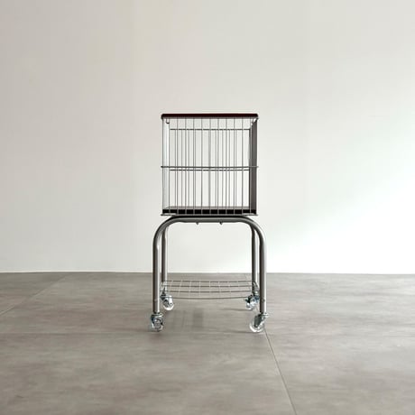 wagon-03034　Wood Handle Steal Flame Laundry Basket