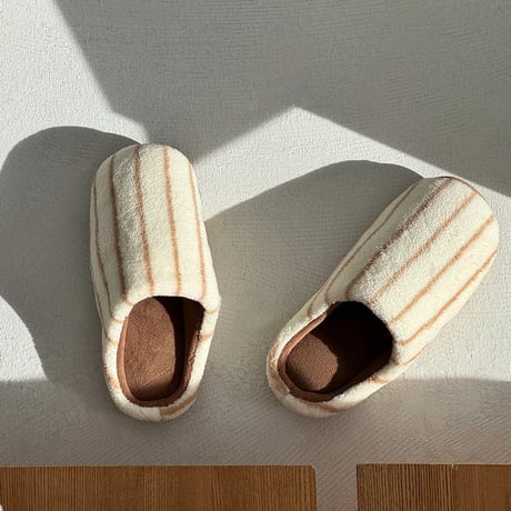 slipper-03006　Brown Striped Room Shoes Slippers