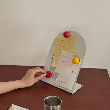 stationery-03041　Desktop Arched Magnetic Board
