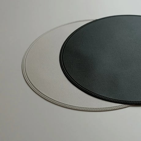 tablecloth-03070　Vegan Leather Round Placemat 38cm/Set of 2