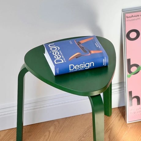 stool-03021　Triangle Green Stool