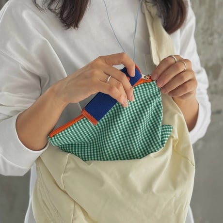 stationery-03038　Plaid Pattern Pencil Case Multi-Pouch with Strap