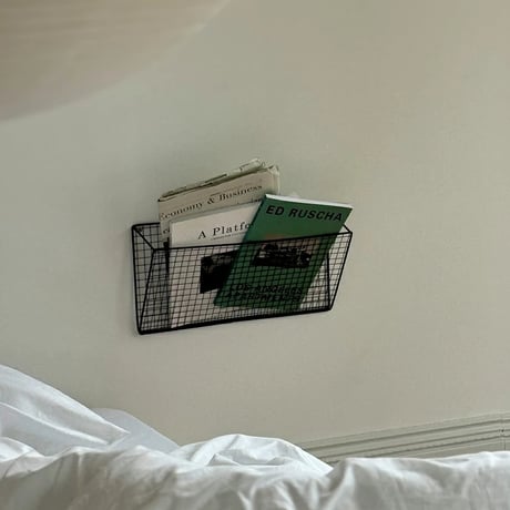 shelf-03044　Iron Mesh Wall Magazine Rack Black