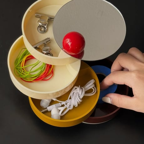 box-03062　Rotating Round Accessory Case