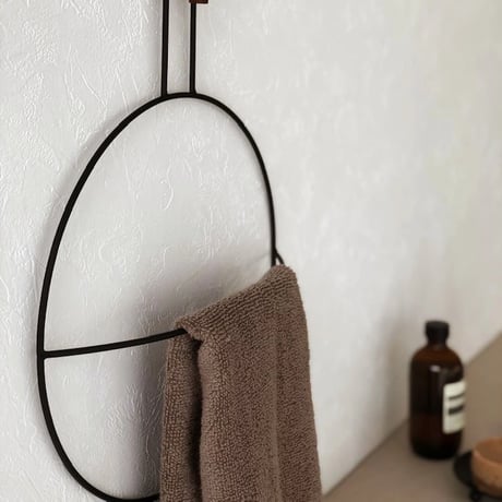 laundry-03004　Iron Hanging Towel Hanger Black Gold