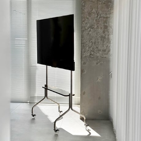stand-03002　Stainless Steel Floor TV Mount with Shelf