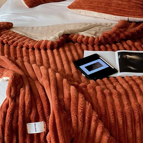 blanket-03041　Striped Rabbit Fur Blanket