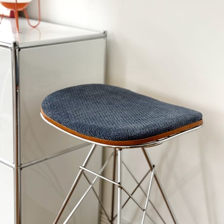 chair-03111　Fabric Seat  Wire Frame Counter Chair H69cm