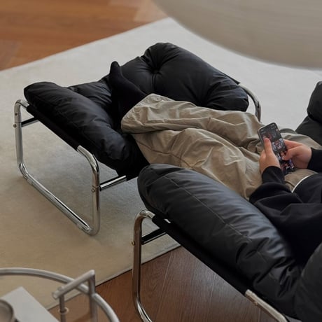 chair-03088　Silver Frame Padded Lounge Chair and Ottoman