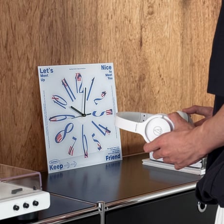 clock-03123　Meet Graphic Clock Wall Clock Silent