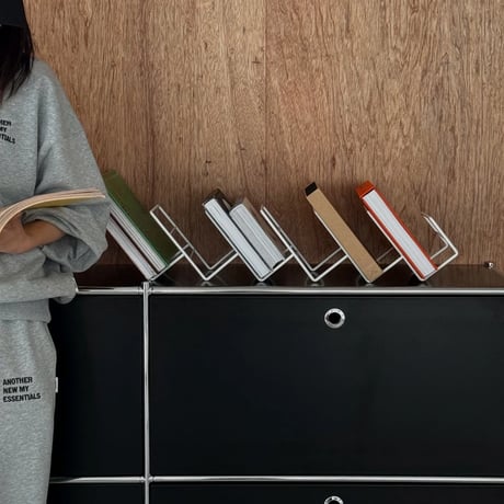 magazinerack-03041　2 Way Wire Magazine Shelf White